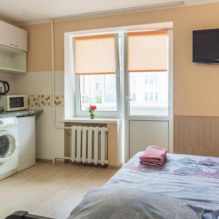 1 Комнатная Квартира По Улице Предславинская, 12 Kiev Exterior foto