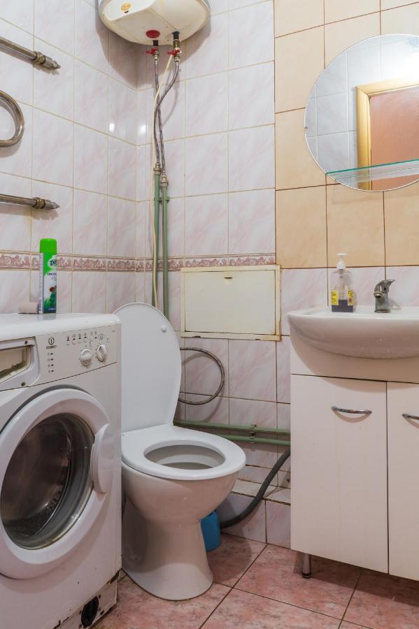 1 Комнатная Квартира По Улице Предславинская, 12 Kiev Exterior foto