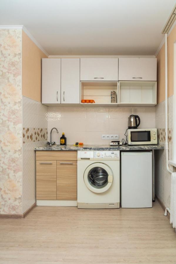 1 Комнатная Квартира По Улице Предславинская, 12 Kiev Exterior foto
