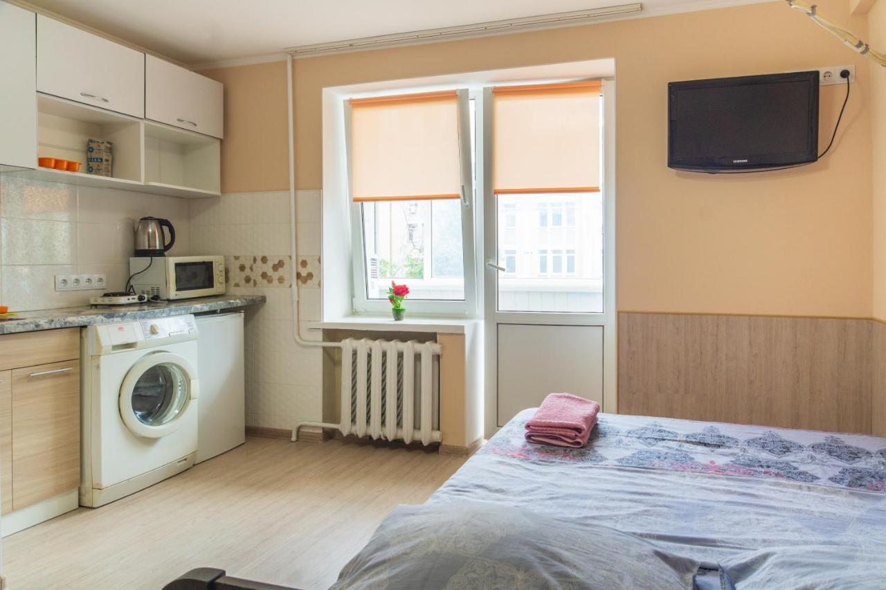 1 Комнатная Квартира По Улице Предславинская, 12 Kiev Exterior foto