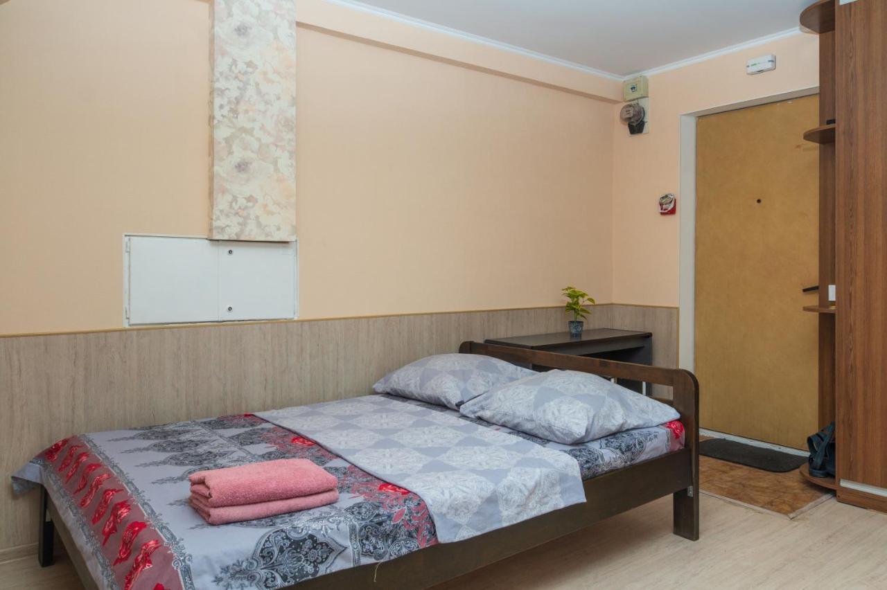 1 Комнатная Квартира По Улице Предславинская, 12 Kiev Exterior foto