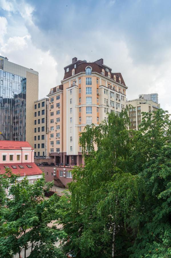 1 Комнатная Квартира По Улице Предславинская, 12 Kiev Exterior foto